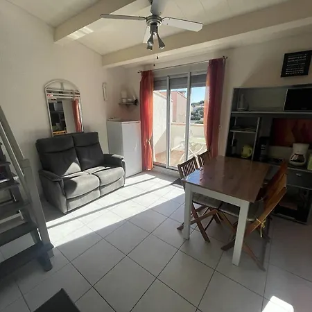 Appartement Calme, Proche Et Centre, Parking Inclus - Fr-1-723-176 *